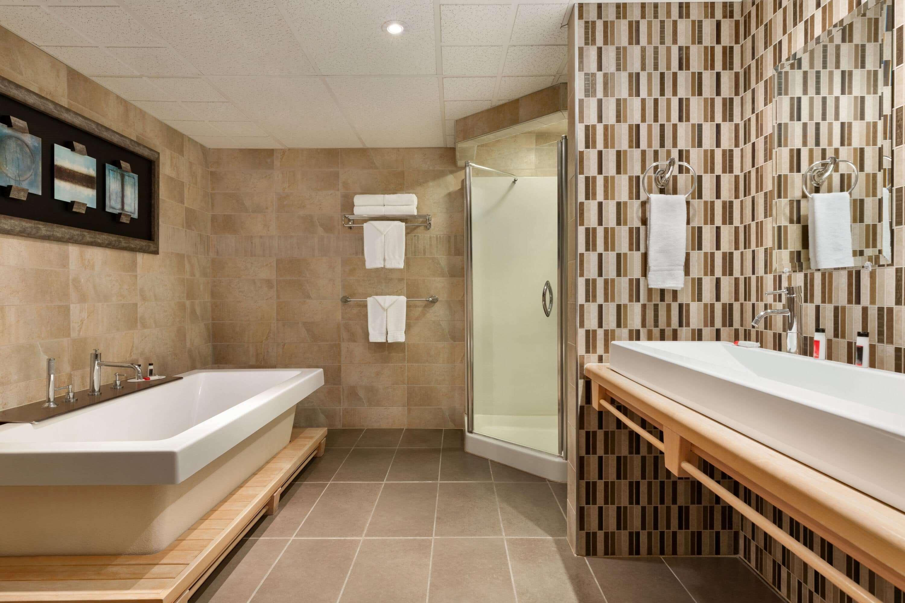 Ramada By Wyndham Fredericton Hotel Екстериор снимка