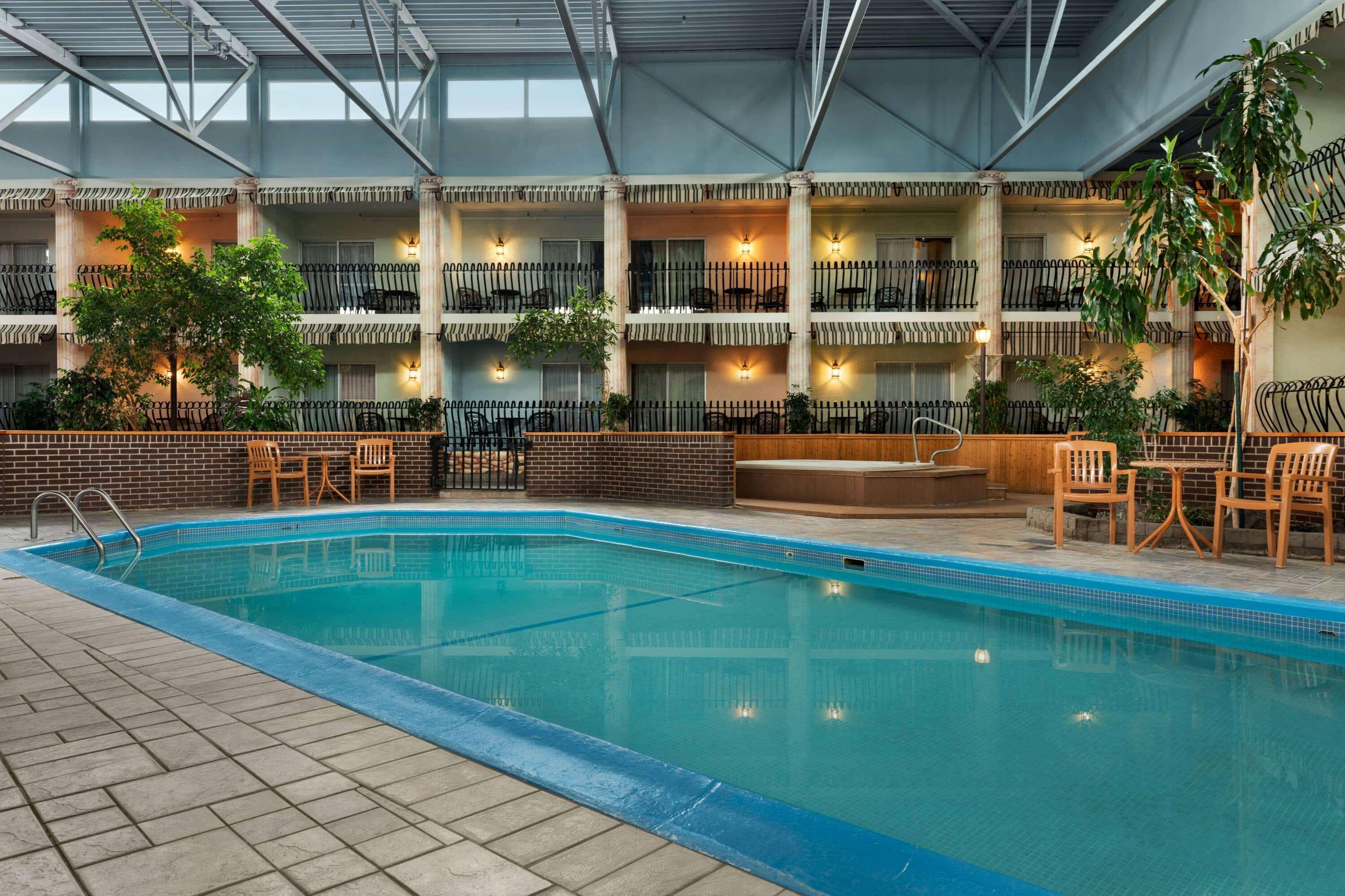 Ramada By Wyndham Fredericton Hotel Екстериор снимка